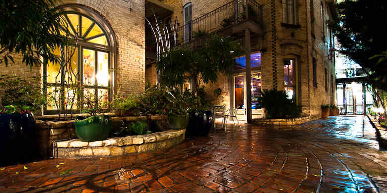 Group dining & events