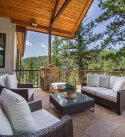Cristina Gonzalez – Alain Pinel Realtors