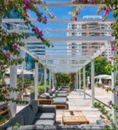 Four Seasons Hotel Miami