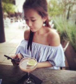 Leaf Bar & Lounge