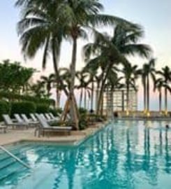 Four Seasons Hotel Miami