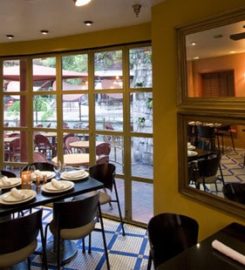Boudro’s On the River Walk