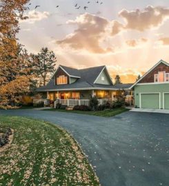 Coldwell Banker Vanguard Realty