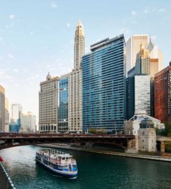Club Quarters Hotel, Wacker at Michigan