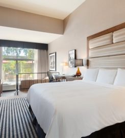 Radisson Hotel Los Angeles Midtown at USC