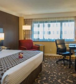 Crowne Plaza Los Angeles Airport