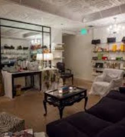 Penelope & The Beauty Bar