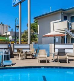 Azul Inn West Los Angeles