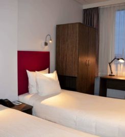 Court Garden Hotel