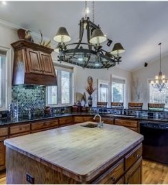 Evans Decor