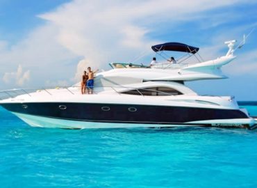 Cancun Yacht Experience