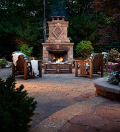 Four Seasons Outdoor Living: Landscape and Paver Patios