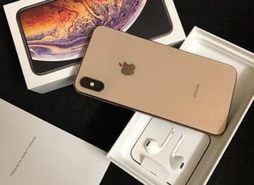 Apple iPhone Xs Max/Playstation 4 Pro Whatsapp +16137065737