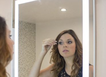Mirrorwalla