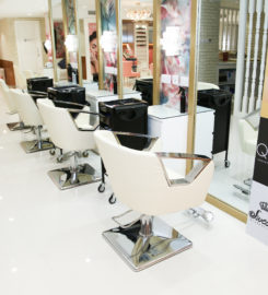 Ladies Beauty Salon – Mirrors beauty Lounge