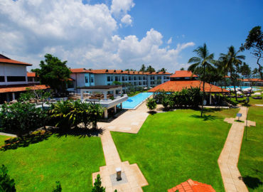 Luxury Beach Hotel in Negombo