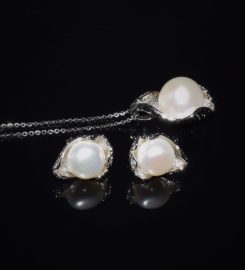 Akuna Pearls