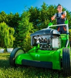 Eau Claire Lawn Care and Snow Removal