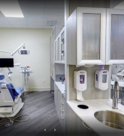 LuxDen Dental Center