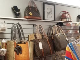 Vi Queens Boutique