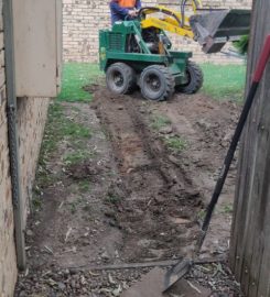 Simple turfed spoon drain – Rogers Little Loaders
