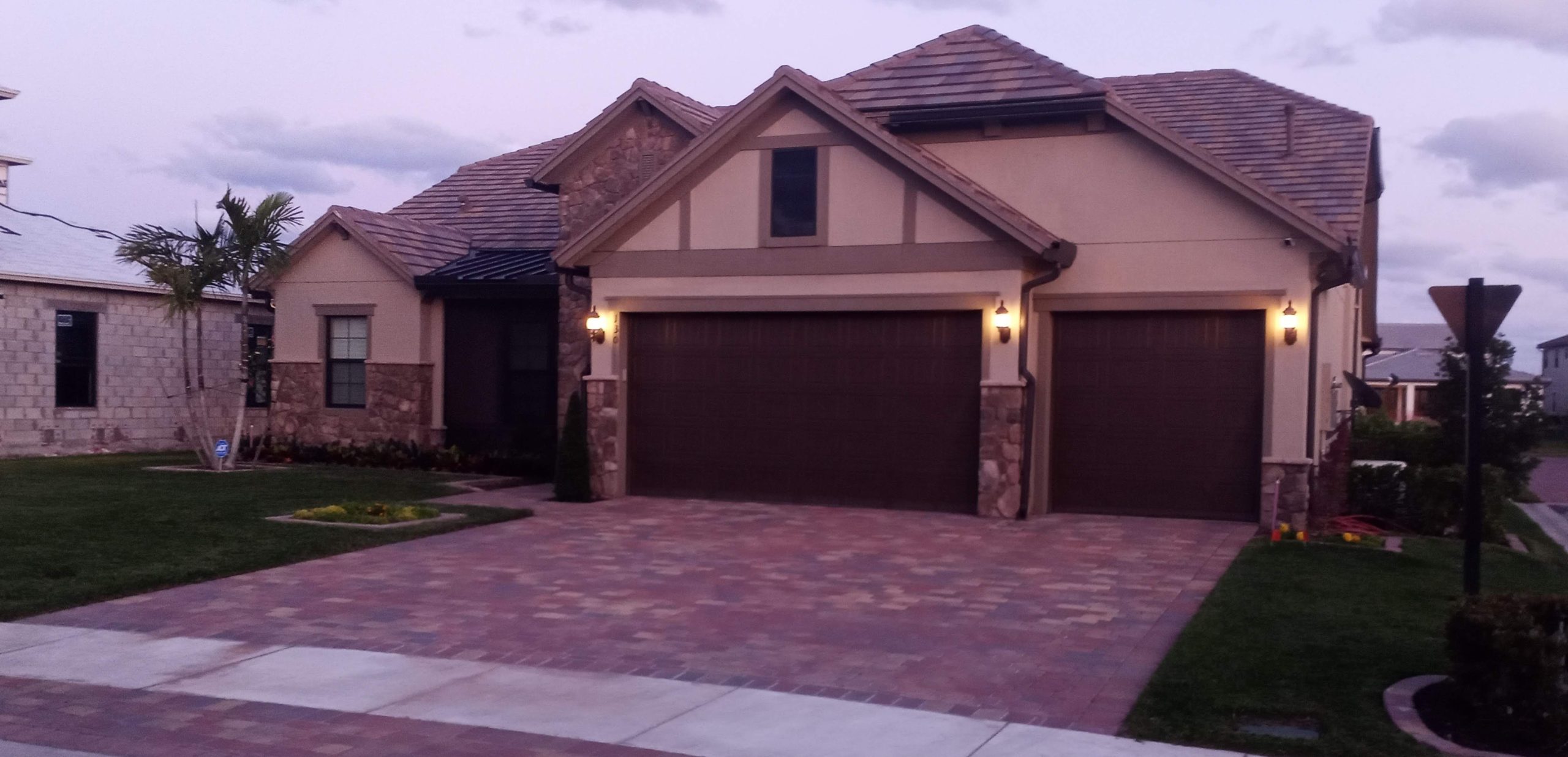 Simms Real Estate Group at Highlight Realty