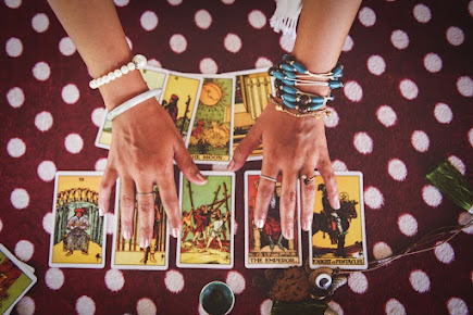 Tarot Card Reading Bakersfield