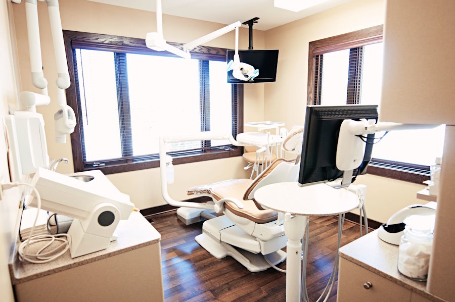 Palos Hills Dental, Anthony J. Tisoncik, DDS