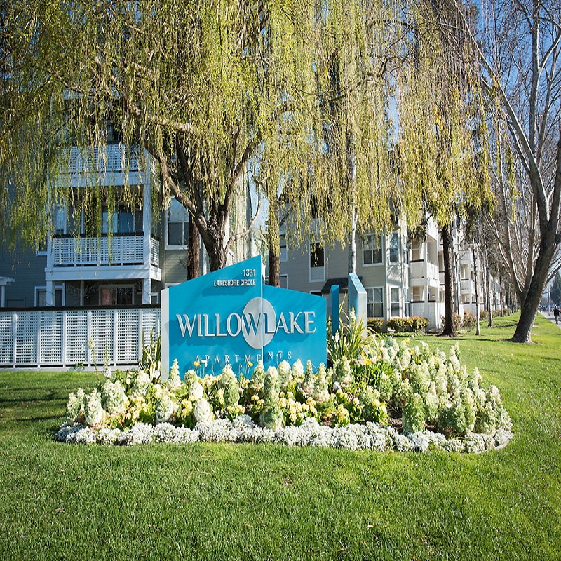 Willow Lake Apartments