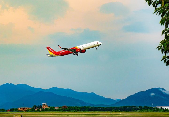Vé máy bay giá rẻ – HereWeGo.vn