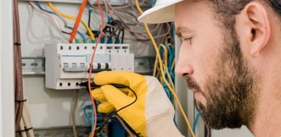 The Speedy Electricians of Boulder