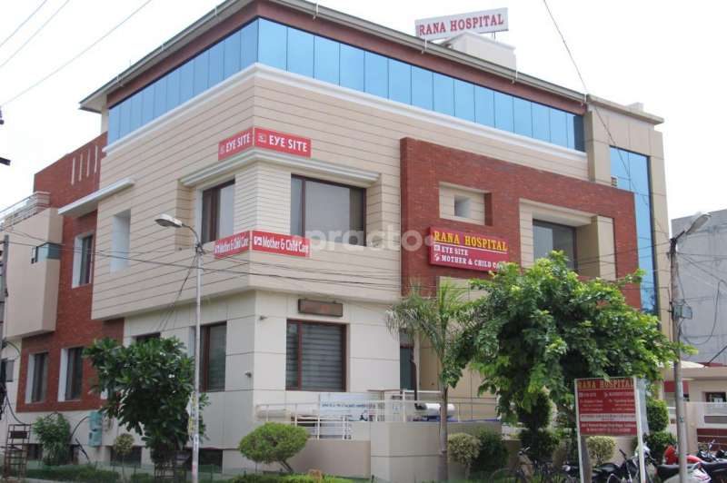 Corneal eye treatment in India.