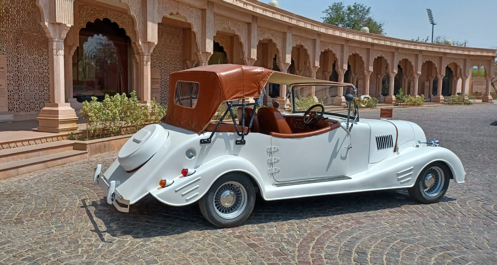 Vintage Car Hire for wedding
