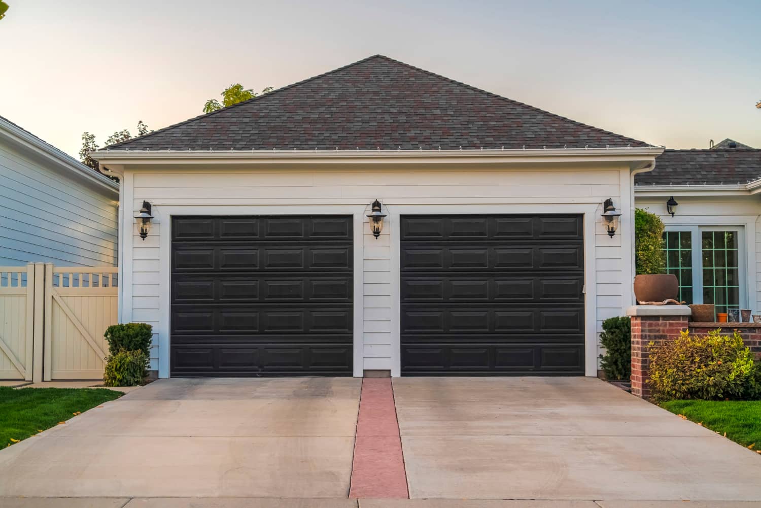Garage Door Repair Services in Los Angeles