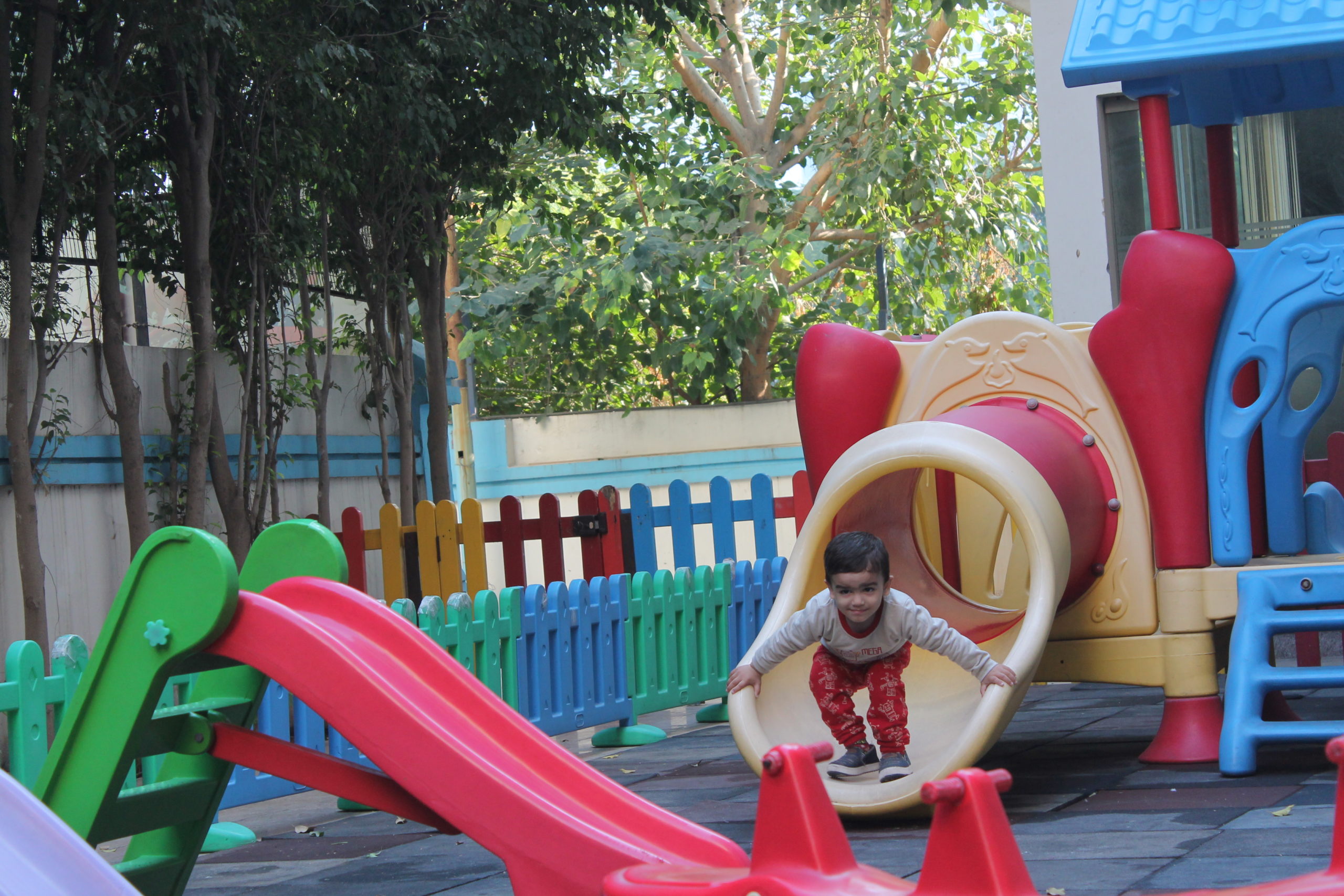 Footprints: Play School & Day Care Creche