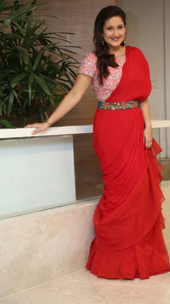 Laila looks graciously in a red ruffle saree at “Sardar” prom &hellip;