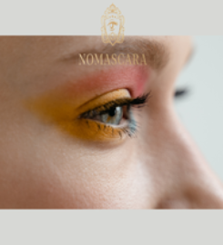 Eyelash extensions by Nomascara