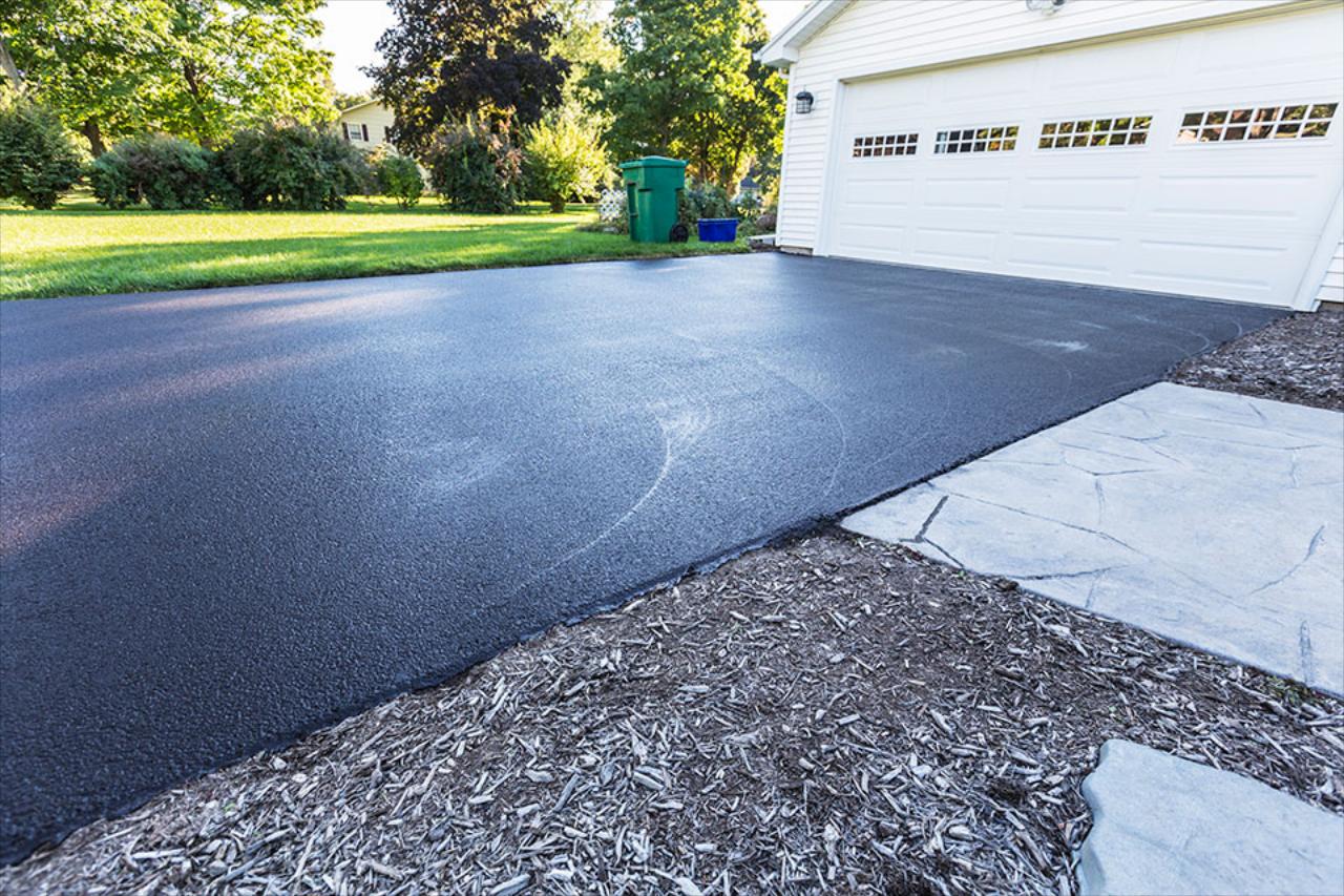 Asphalt Sealcoating Services