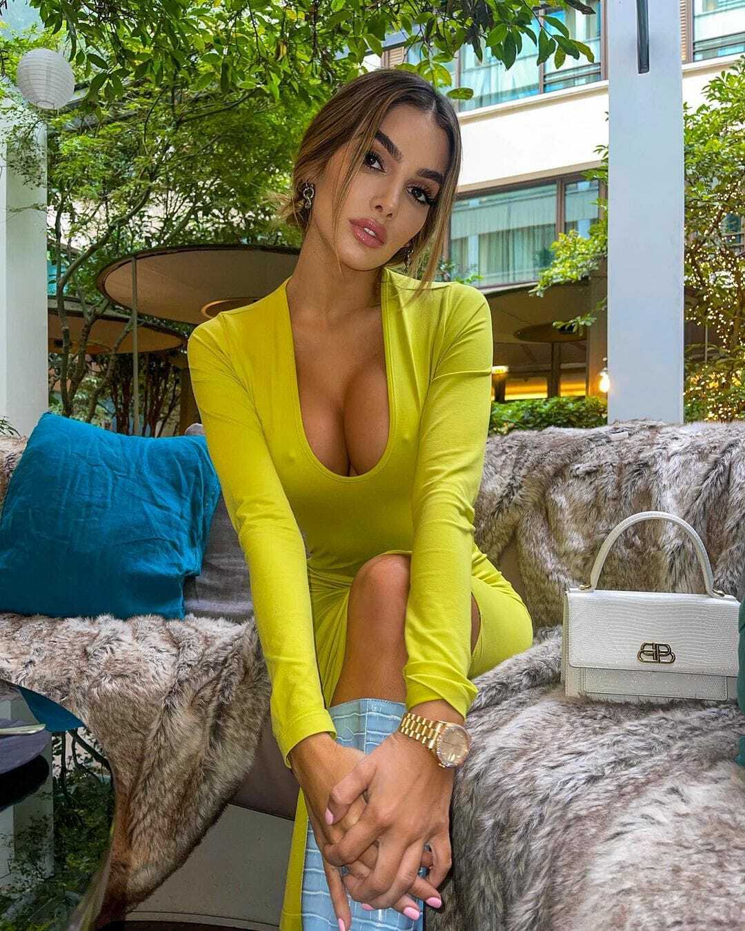 Best Massage Spa Center in Business Bay Dubai