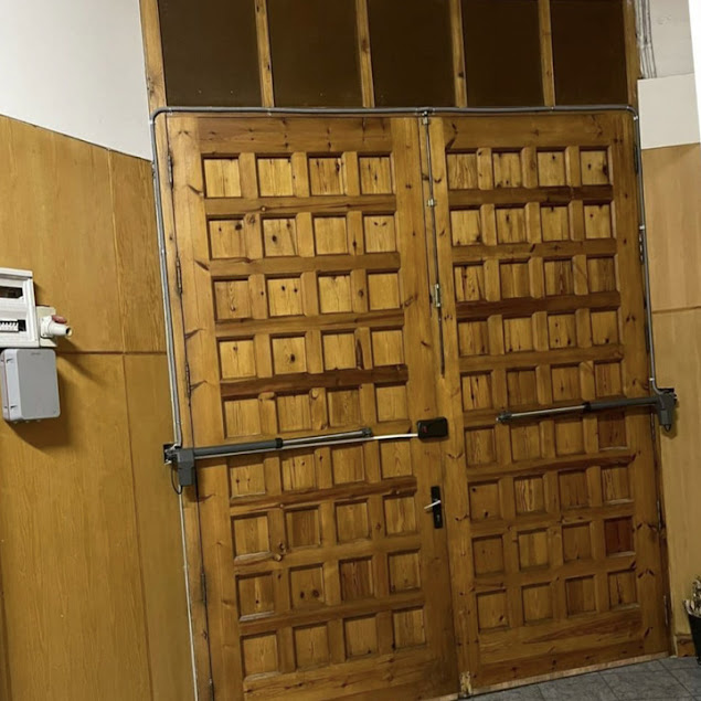 Insta garage doors Inc