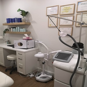 BRIGHT Eye Spa & Medical Aesthetics