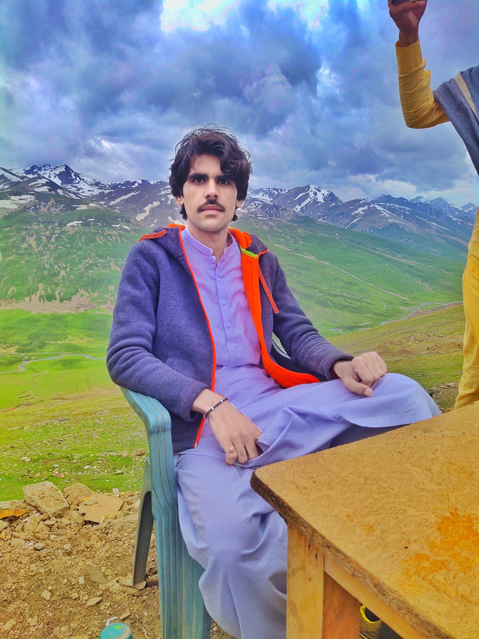 Roshan khan