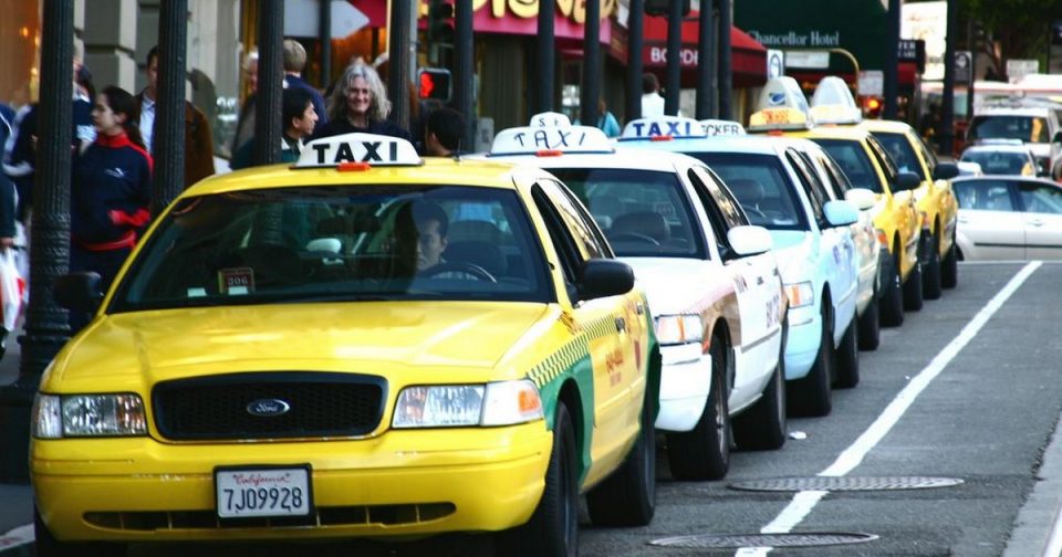 Amsterdam Taxi Bus