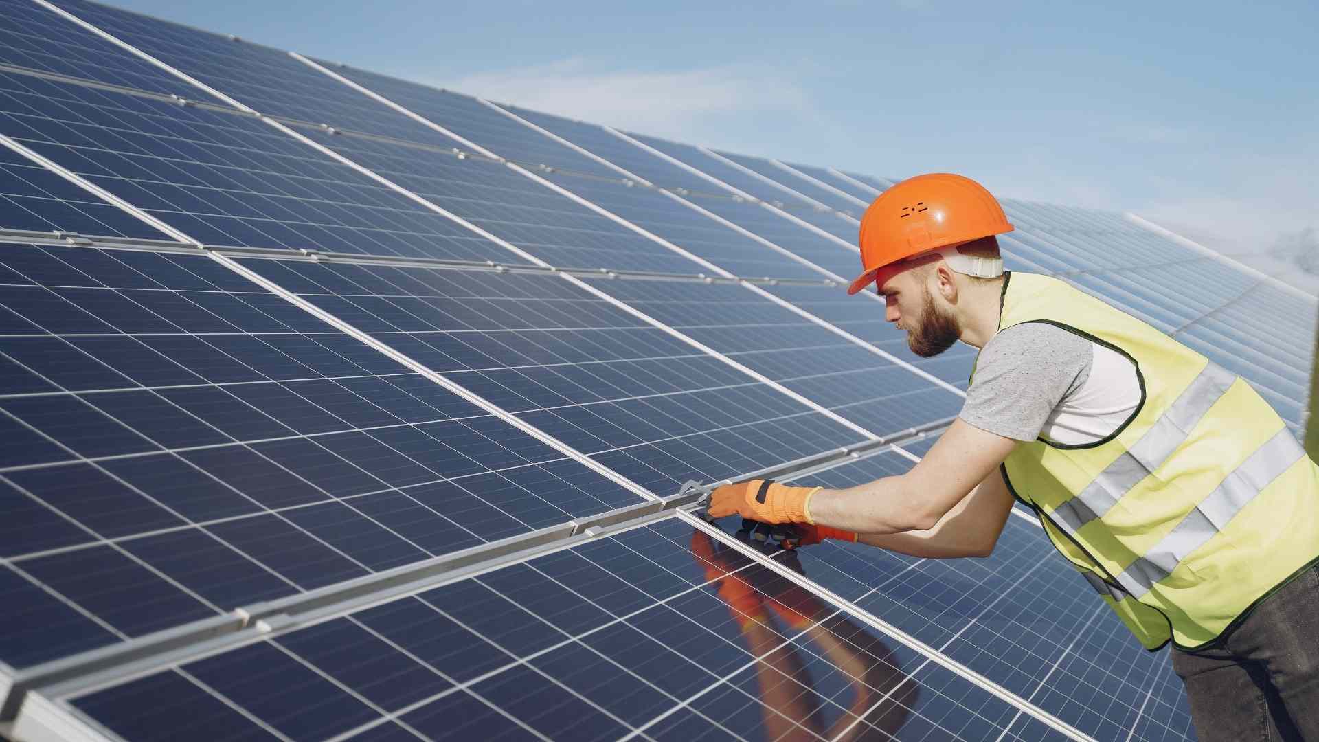 Hampshire Solar Panels