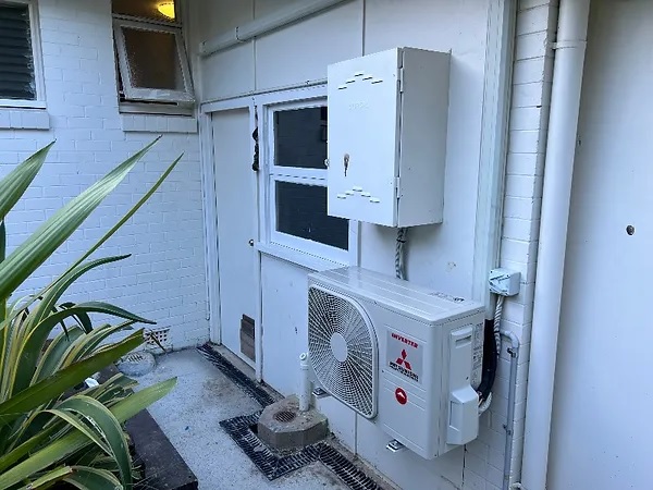 Fully Electric | Electrician Tweed