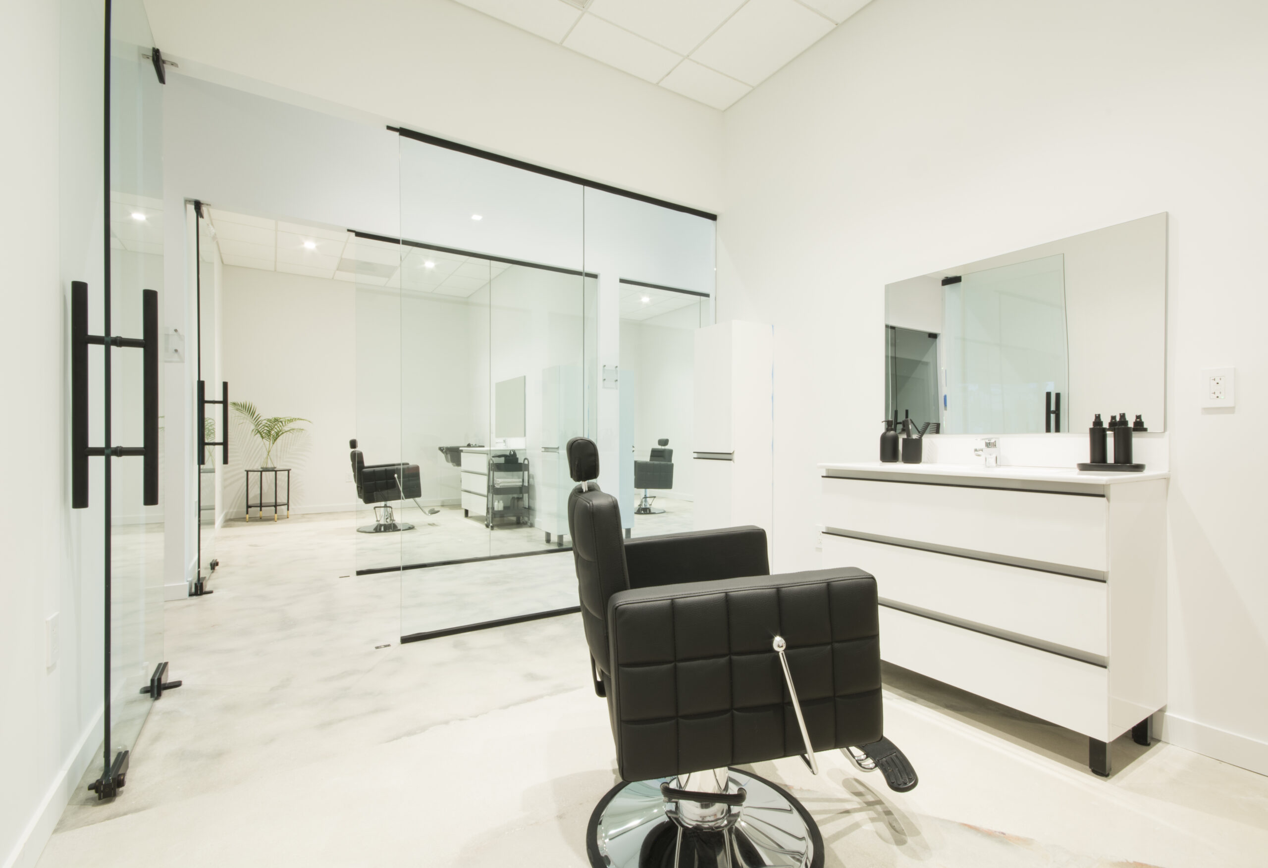 Salon Studios