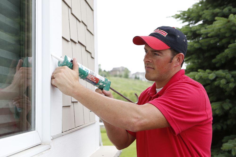 Mr. Handyman of Toronto N, Richmond Hill, Markham W.