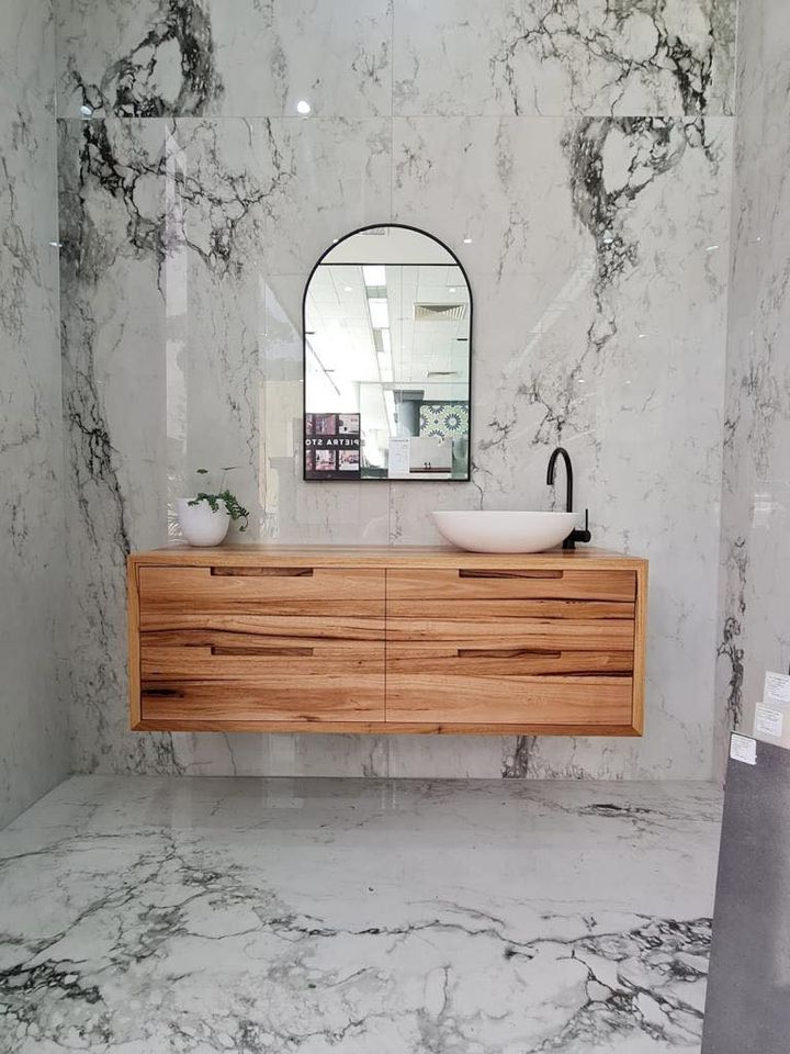 Eos Bathware