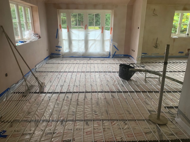 CFS Liquid Flow Screeds