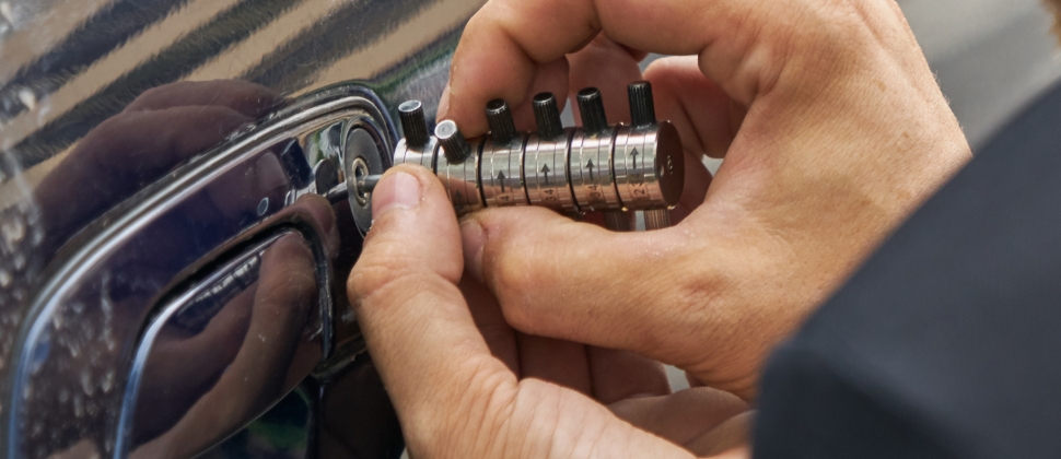 561 Auto Locksmith
